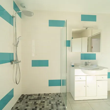 Сasa de vacaciones Grande Maison Familiale Proche De La Avec Parking Les Sables-dʼOlonne