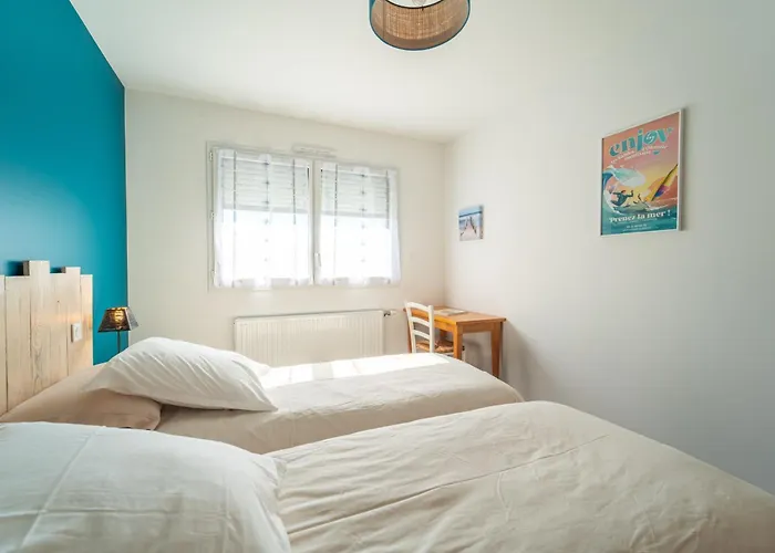 Grande Maison Familiale Proche De La Avec Parking 펜션 Les Sables-dʼOlonne